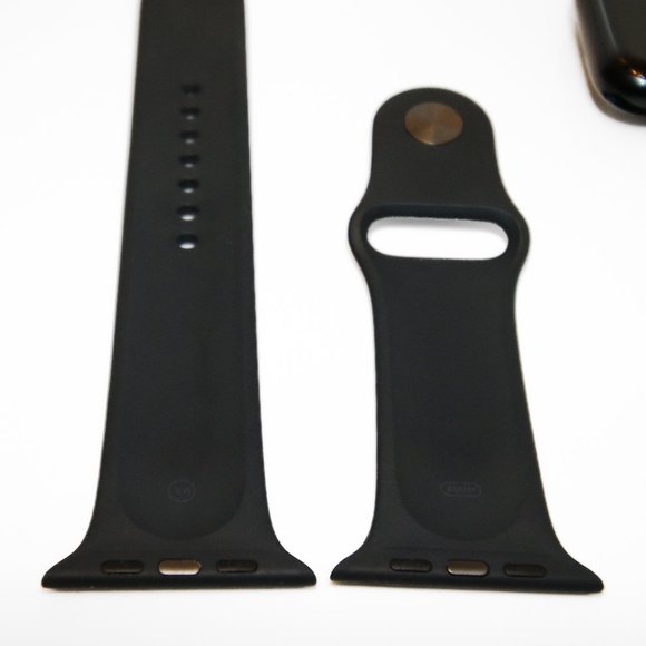 Apple Watch Series 7 GPS + Cellular Aluminum 45mm Black Midnight Sport Band M/L - Picture 7 of 16